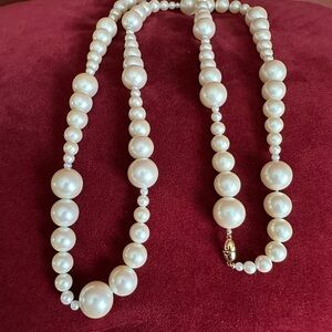 Vintage Monet Classic White Pearl Necklace